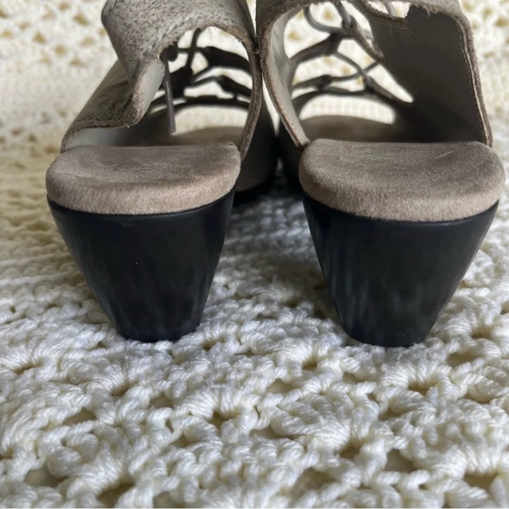 Munro | Jillie Gray Lace-Up Heeled Sandals | size 9 | NIB